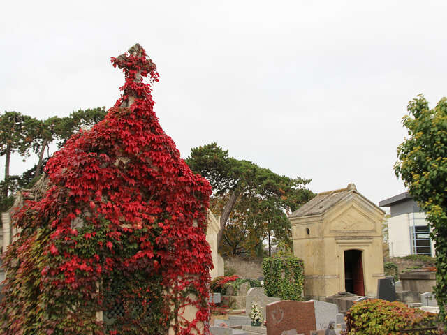 Visite du cimetière de l'Est