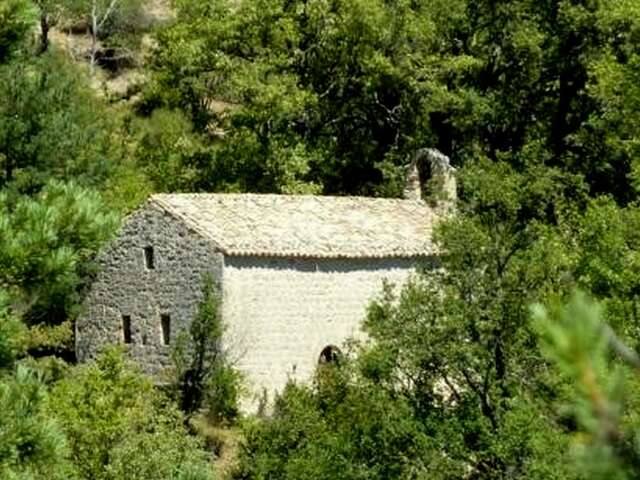 Chapelle Saint-Pierre, les Colettes