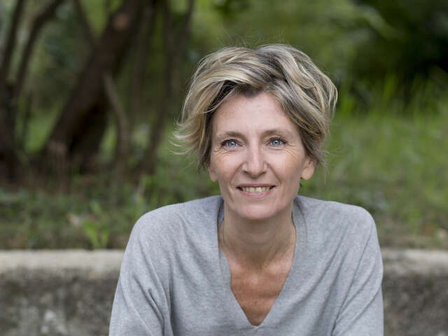 Meeting and book signing with Laurence Nobécourt