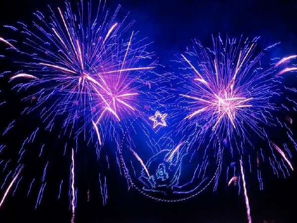 Le 15 août de l’Été Marseillais – Karaoké géant, spectacle de drones & feu d'artifice