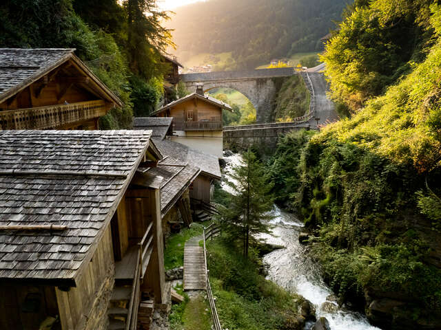Les Vieux Moulins de la Tine