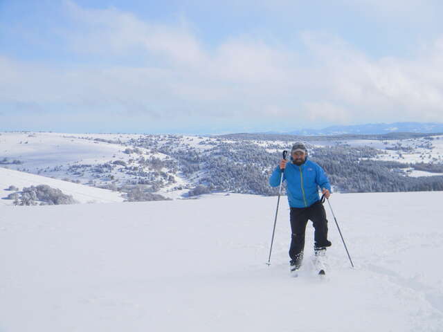 Chalet des Gentianes - Location de Matériel : Ski de fond, de rando, raquettes.
