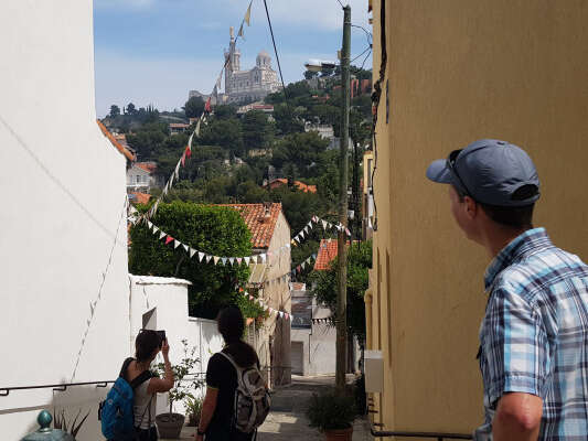 Hiking and treasure hunt - Notre-Dame-de-la-Garde hill