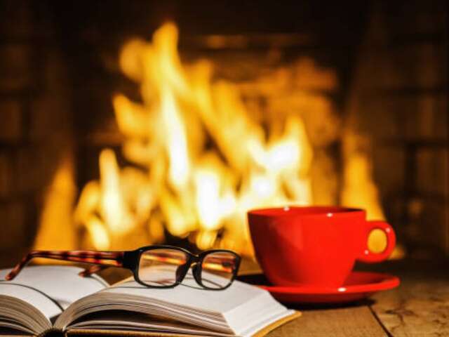 Soirée lectures au coin du feu