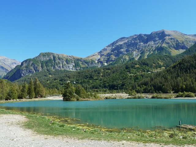 Tour du plan d'eau d'Orcières