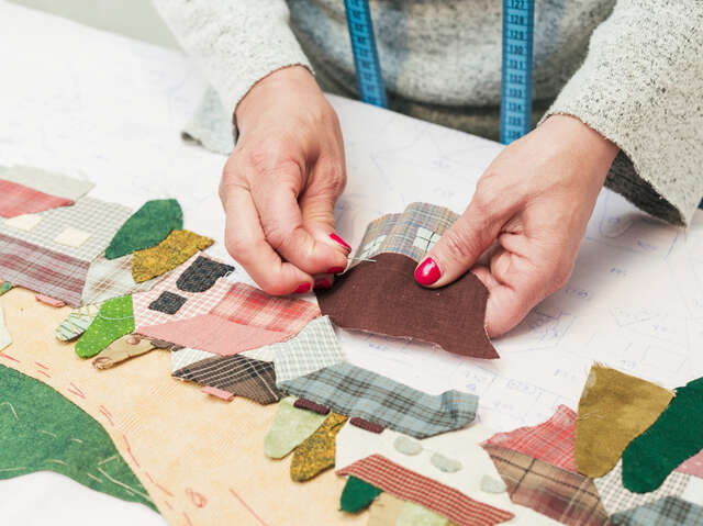 Démonstration de patchwork à la main