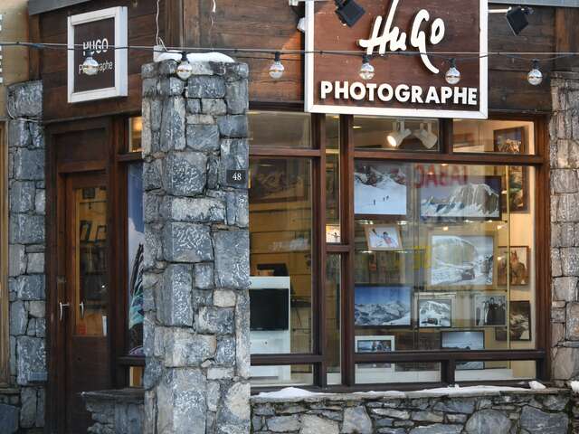 Hugo Photo