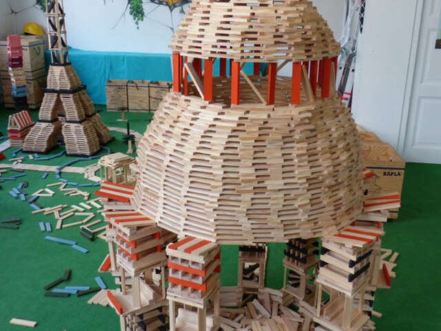 Constructions géantes en Kapla