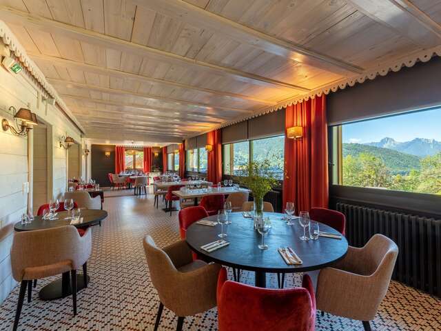 Restaurant La Table D’Oche- Hôtel Le Bois Joli