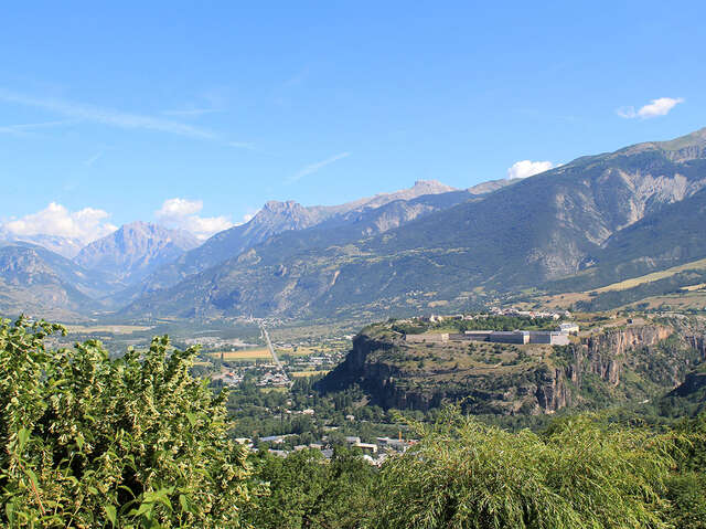 Le plateau de Mont-Dauphin