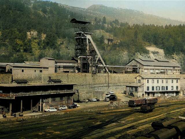 Projection du film : "Et oui... j'aimerai toujours ma Grand'Combe et mon quartier de Trescol"