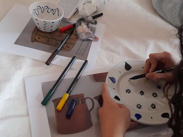 Decorate your ceramics in the style of Savoyard potters