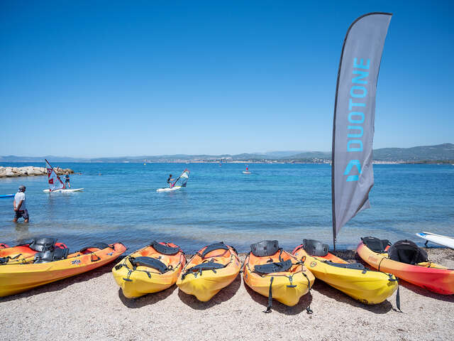 La Cahute - Gliss'Center : Ecole de windsurf, Stand Up Paddle et kayak