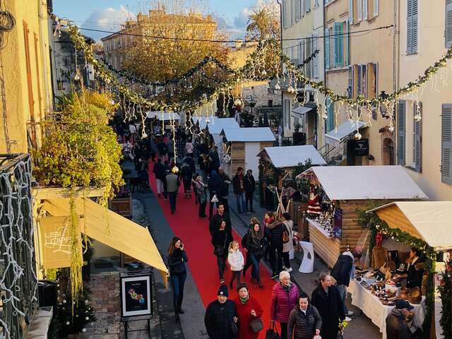 Der große Weihnachtsmarkt