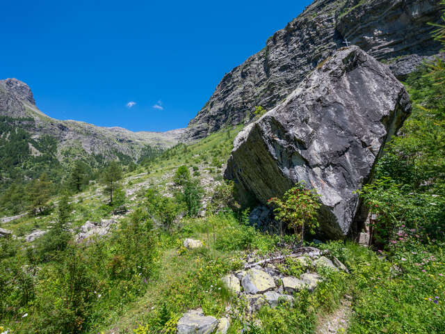 Le Tombeau du poète