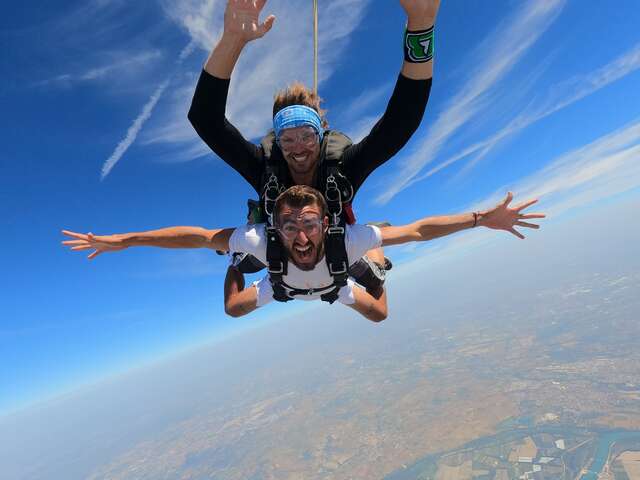 6FLY Ecole de Parachutisme Avignon