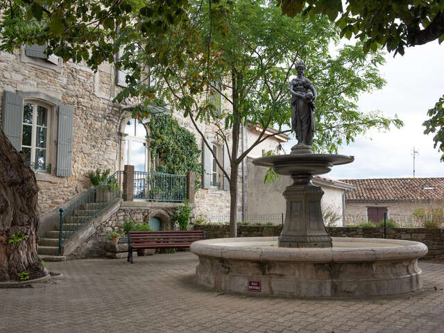 La fontaine dite du "griffe"