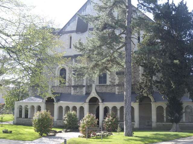 The Jean Lurçat and Contemporary Tapestry Museum