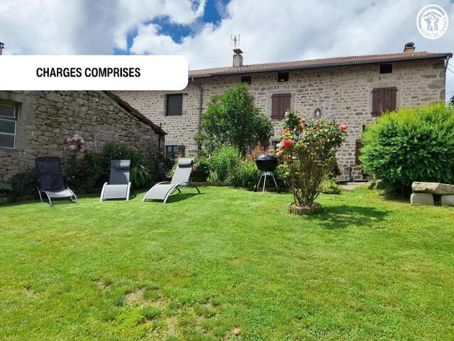 A la Lisière des Houx