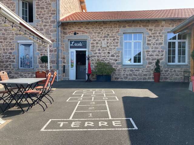 Chez Arthur et Zoé - Auberge l'école
