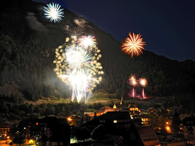 Fête Nationale - Parade, concert, fireworks