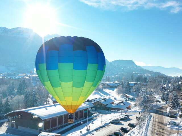 Ballonvaart over het dorp