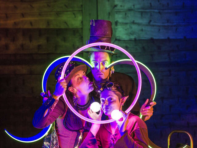 Spectacle lumineux - Les lutins vapeurs