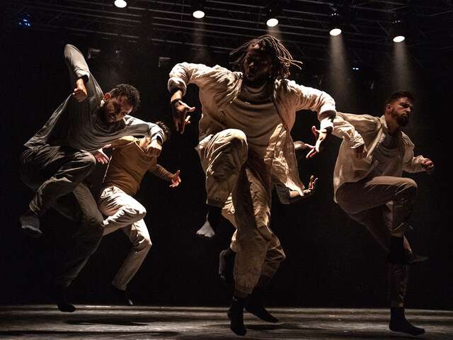 Upshot - Hors-saison de Cuivres en Dombes