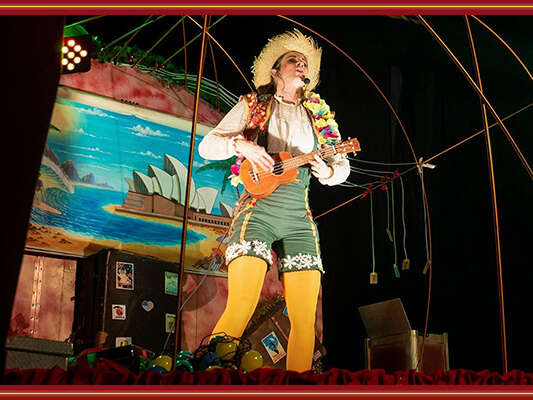 Christmas in République - ‘Christmas Fairies’ show