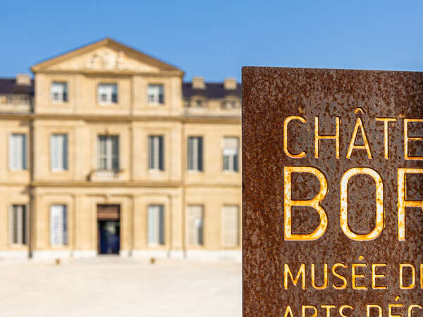 Ateliers "Mélanie Gomis : Bijoux brodés"