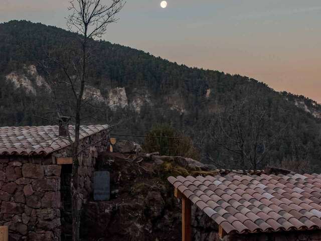 Randonnée lunaire et nuit au bivouac de Roua