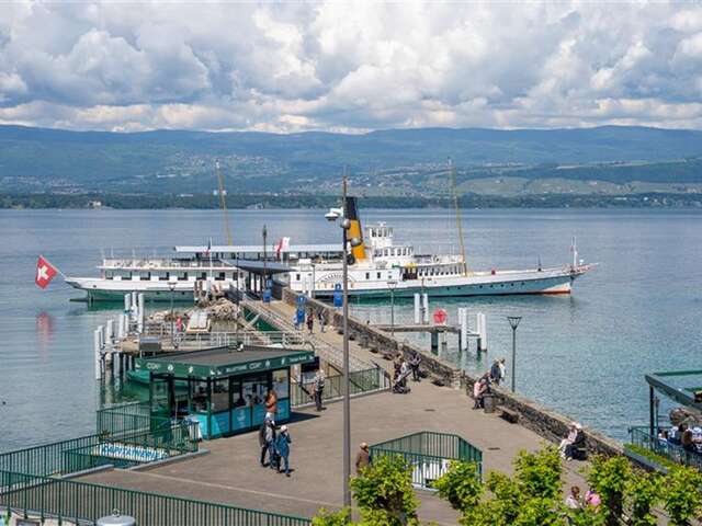 Guichet du port d'Yvoire billetterie croisières / Destination Léman