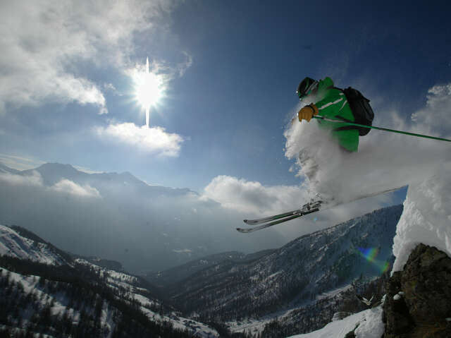 off-piste skiing