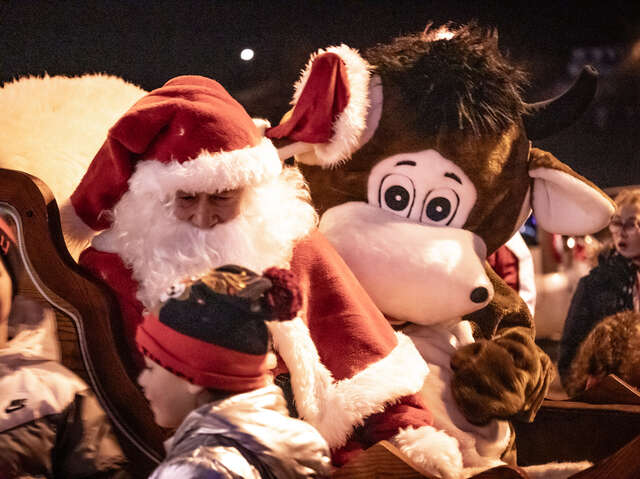 Santa Claus's horse-drawn carriage ride