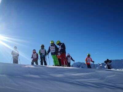 Cours de ski alpin enfants