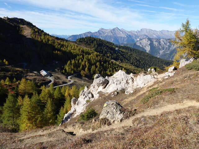 Croix du Six Blanc - Larzay