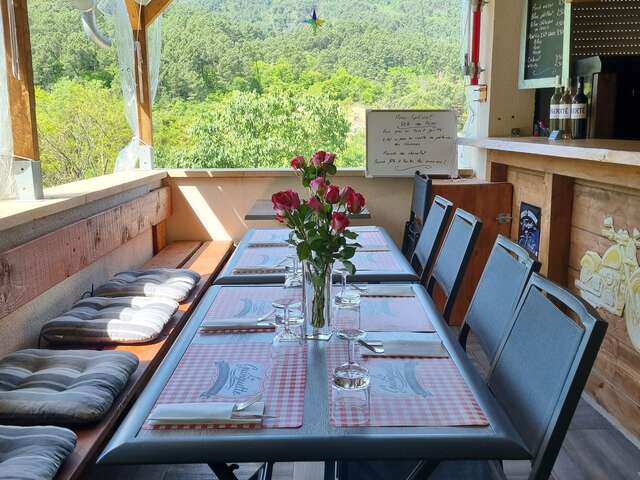 Restaurant guinguette du gîte de la tourterelle