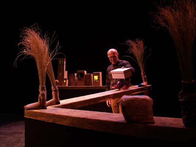 Théâtre d'objets : Mes nouvelles chaussures