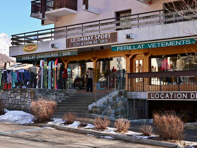 Sports shop Danay sport Perillat