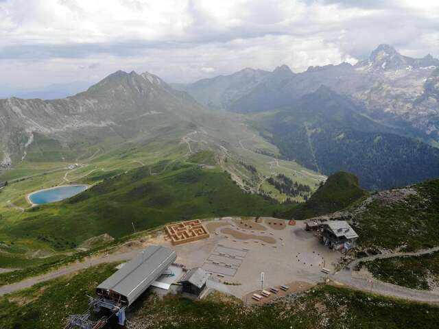 Pétanque strip: top of Mont Lachat