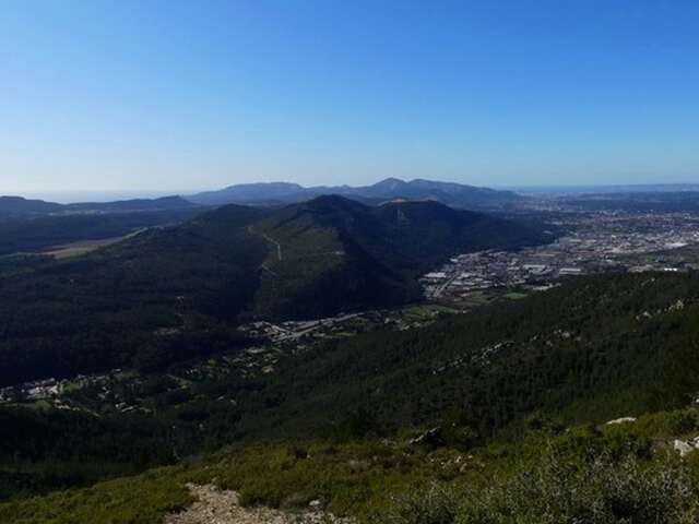 GÉMENOS - Le sentier du Limbert par les Cabrelles