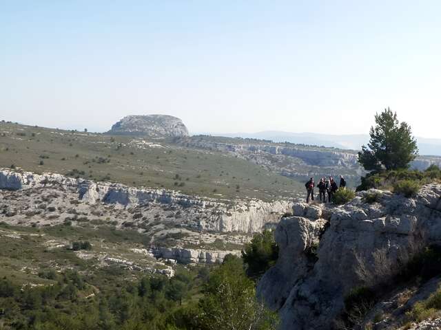 Initiation au croquis en plein air : capturer l'atmosphère des collines de Pagnol - 1/2 journée