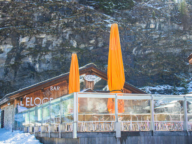 Après Ski de L'Éloge