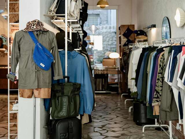 Aussih Concept Store