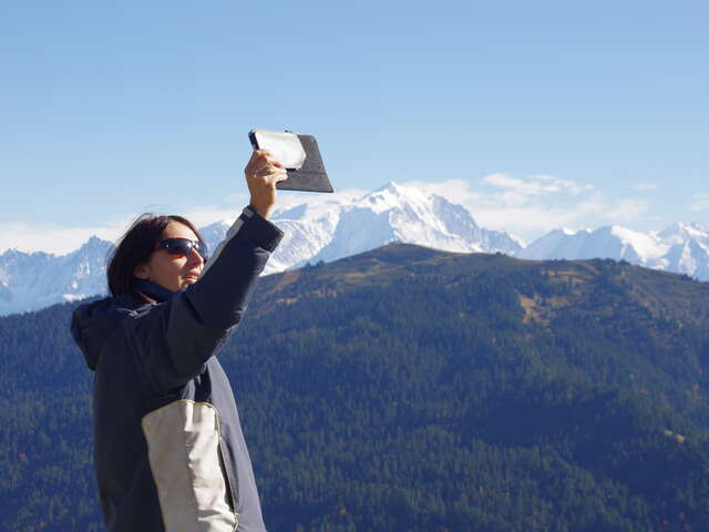 Geocaching at the summit