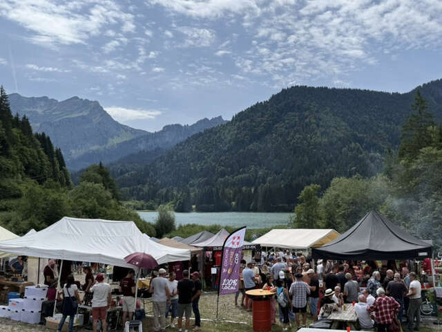 Vide Grenier et Marché des Artisans locaux