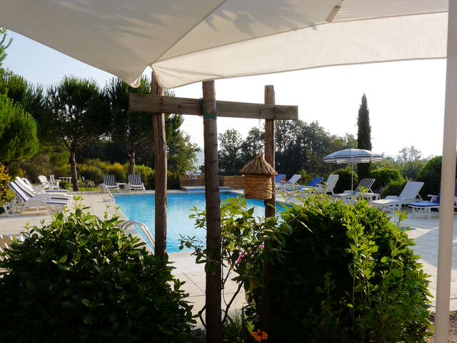 La Table du Crestet, hôtel le Mas d’Hélène