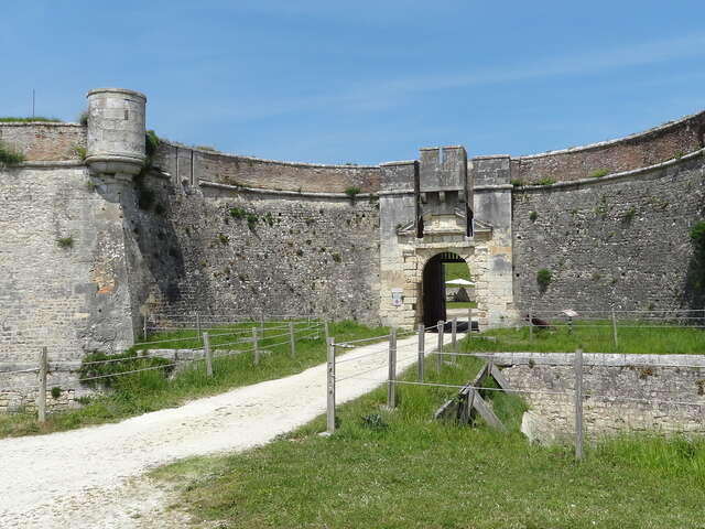 Guided tour of Fort la Prée