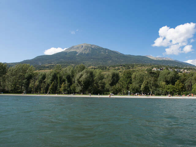 Plage Nord du Plan d'eau d'Embrun