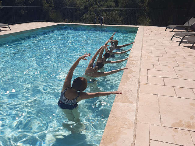 Séances d'été de Pilates et Aquagym avec Pilates & Plus